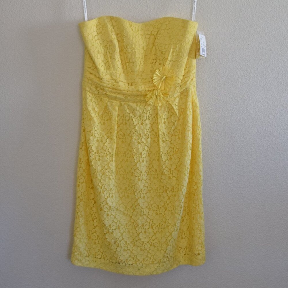 NWT DAVID'S BRIDAL Knee Length Floral Lace Strapless Dress In Yellow Size 12